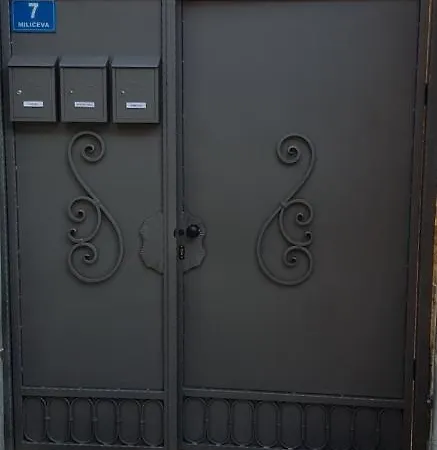 بيت ضيافة Old Town سبليت