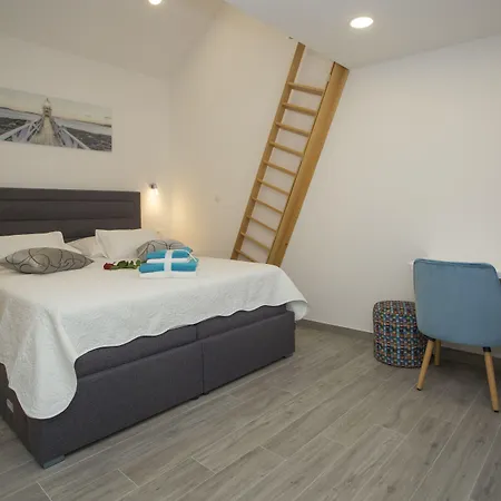 旧城区中心客房酒店 3* 斯普利特