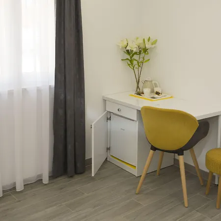 بيت ضيافة Old Town سبليت