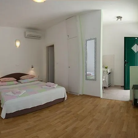 Guest house Central Old Town