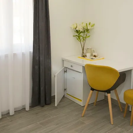 旧城区中心客房酒店 3*