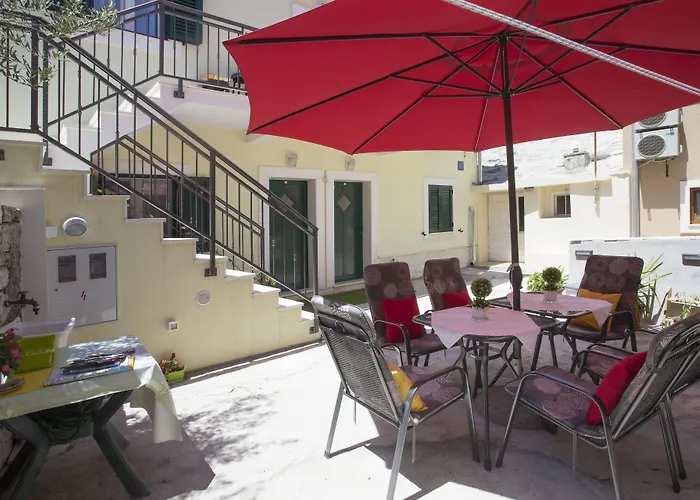 Old Town 3* Split